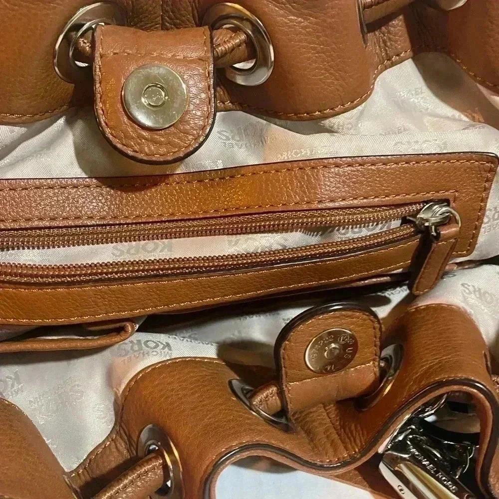 Michael kors brown leather satchel handbag